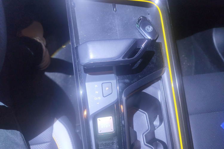 MG 5 Scorpio 2022 car image #18