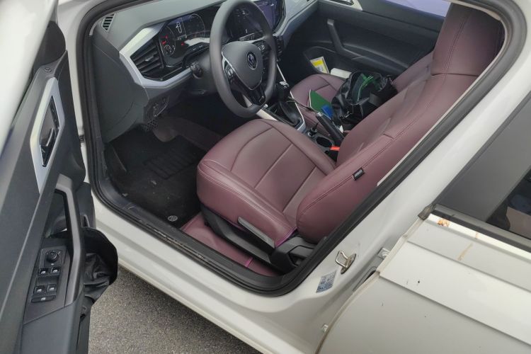 Polo 2021 car image #18