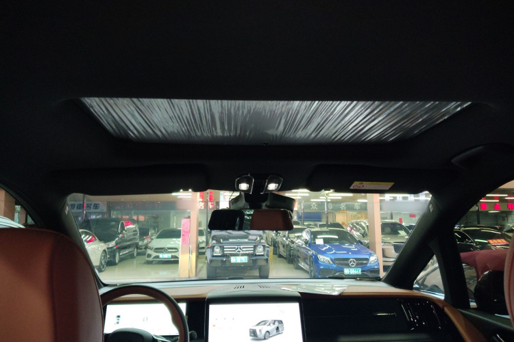 GAC Trumpchi E9 2025 #18 GAC Trumpchi E9 2025 car image #18