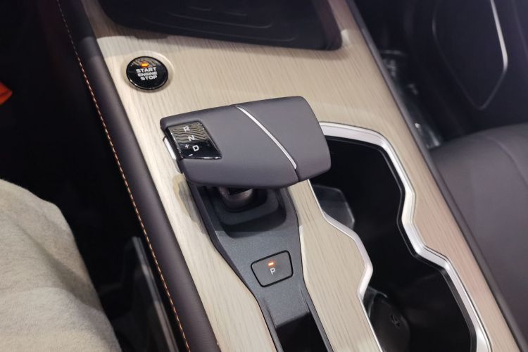 Changan X7 PLUS 2024 car image #18