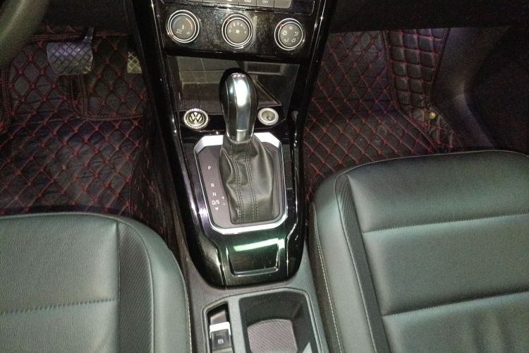 T-Roc 2020 #18 T-Roc 2020 car image #18