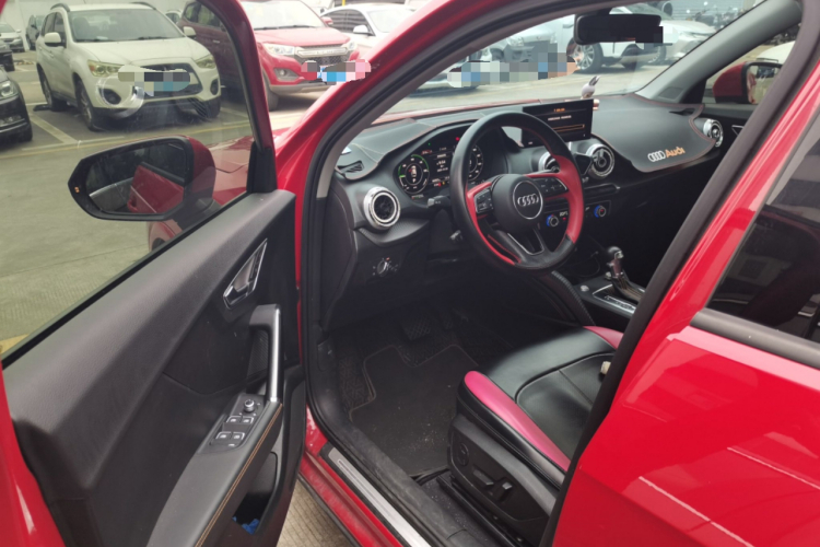 Audi Q2L e-tron 2022 #18 Audi Q2L e-tron 2022 imagen de coche #18