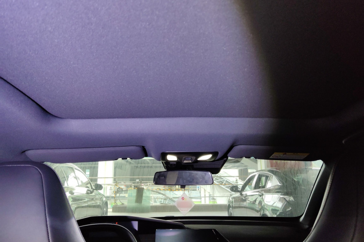 Changan UNI-V 2024 car image #18