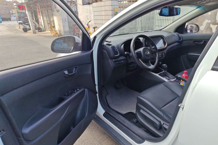 起亚 KX3傲跑 2017 汽车图片 #18