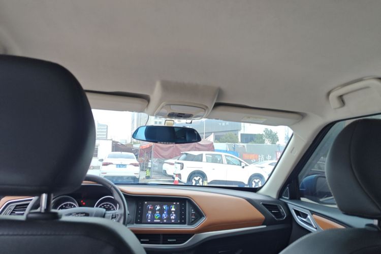 众泰 众泰T300 2018 汽车图片 #18