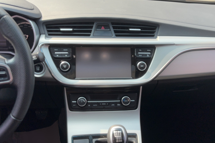 GEELY Emgrand GL 2017 #18 GEELY Emgrand GL 2017 immagine di auto #18