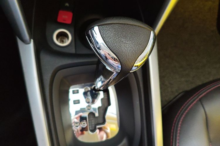 雪铁龙 雪铁龙C3-XR 2015 汽车图片 #18