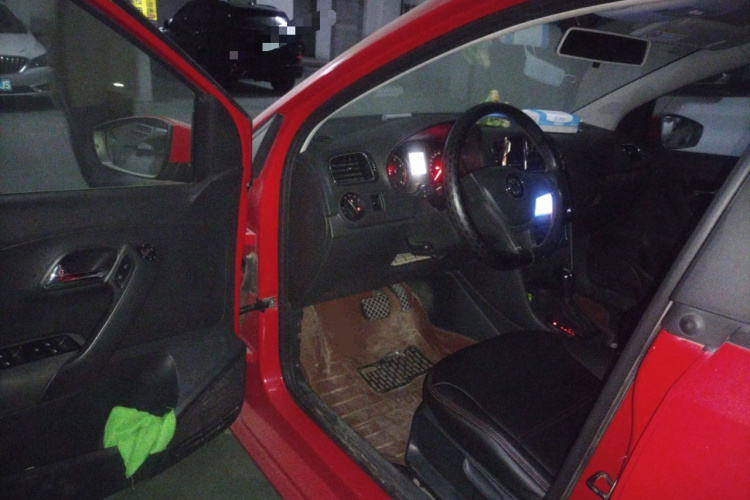 Polo 2016 immagine di auto #18