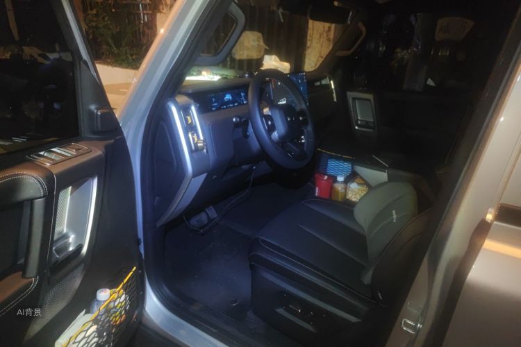 2025 car image #18