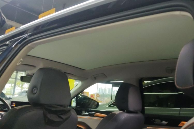 Volkswagen ID.6 Crozz 2022 immagine di auto #18