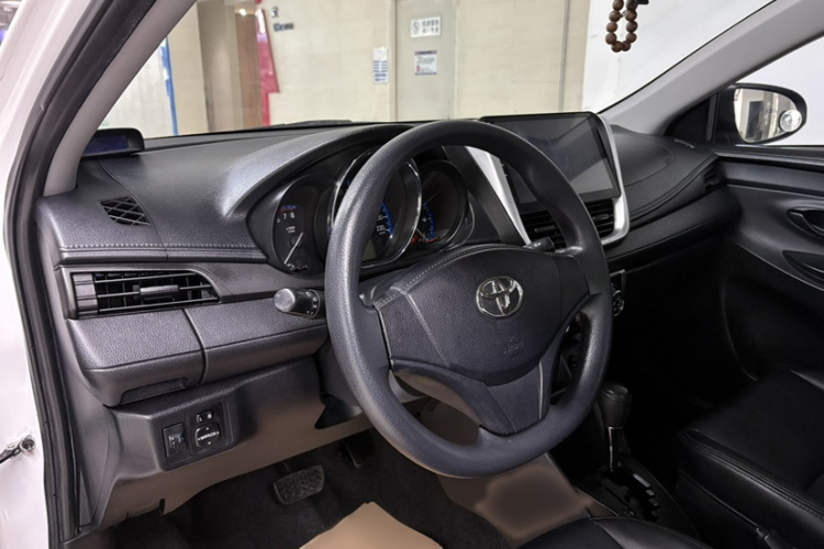 Vios 2017 car image #18