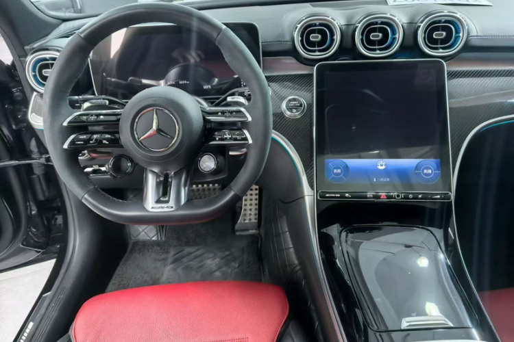 Mercedes-Benz C AMG 2024 immagine di auto #18