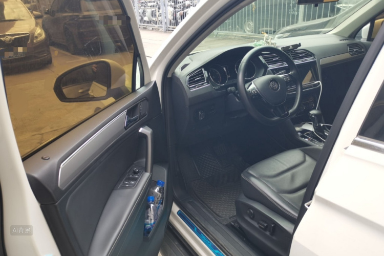 Volkswagen Tiguan L 2019 #18 Volkswagen Tiguan L 2019 car image #18