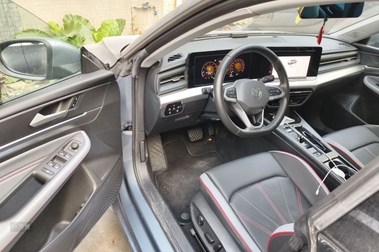 Volkswagen Lamando 2023 immagine di auto #18