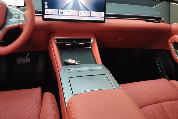 BYD Tang L 2025 car image #18