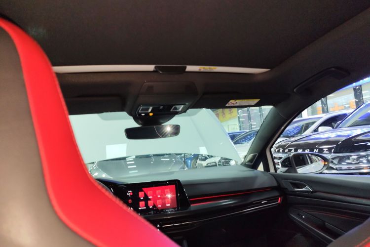 Volkswagen GolfGTI 2022 car image #18