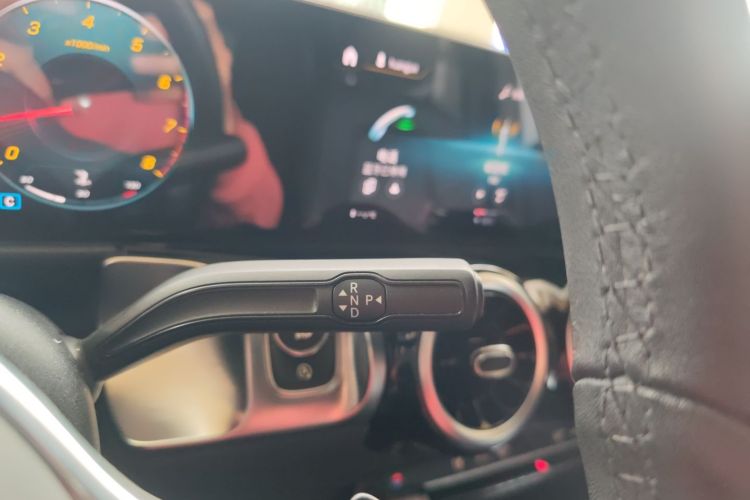 Mercedes-Benz GLB Class 2021 #18 Mercedes-Benz GLB Class 2021 immagine di auto #18