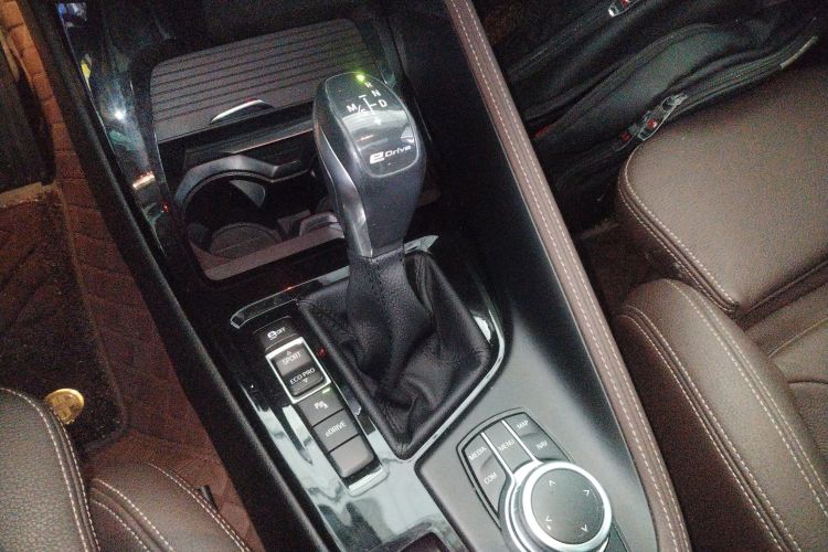 BMW X1 New Energy 2018 car image #18