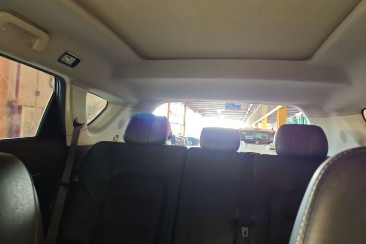X70 PLUS 2020 car image #18