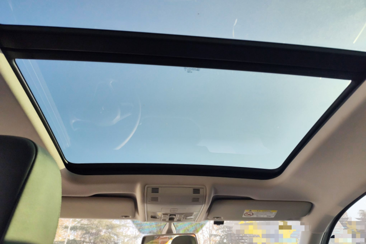 Tacqua 2023 imagen de coche #18