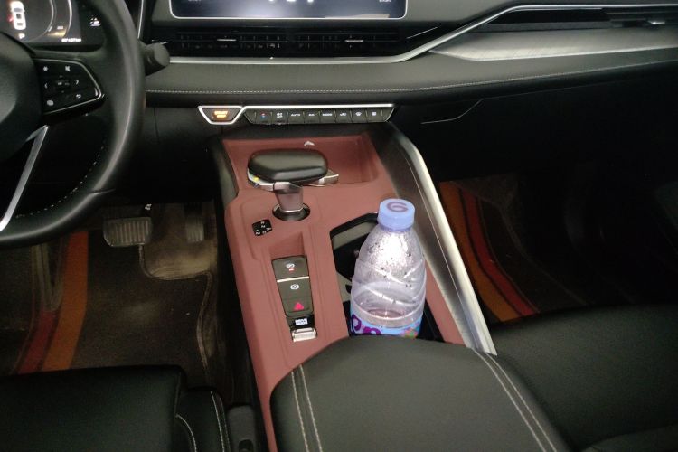 Preface 2022 #18 Preface 2022 immagine di auto #18