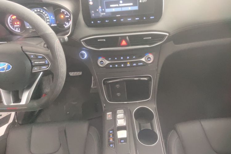 Hyundai Santa Fe 2021 #18 Hyundai Santa Fe 2021 car image #18