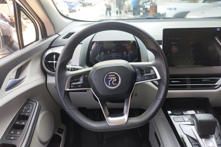 BYD Yuan Pro 2021 immagine di auto #18