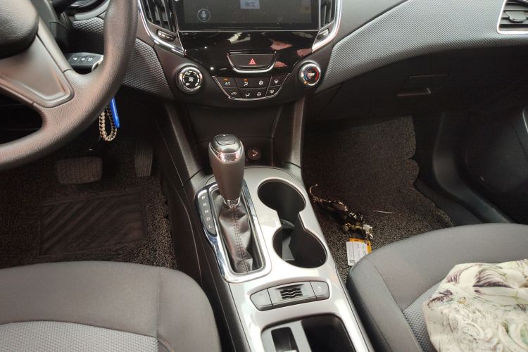 Chevrolet Cruze 2018 car image #18