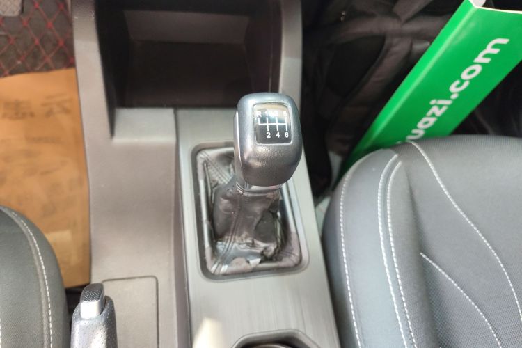 X70M 2020 car image #18