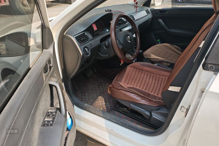 Santana 2021 car image #18