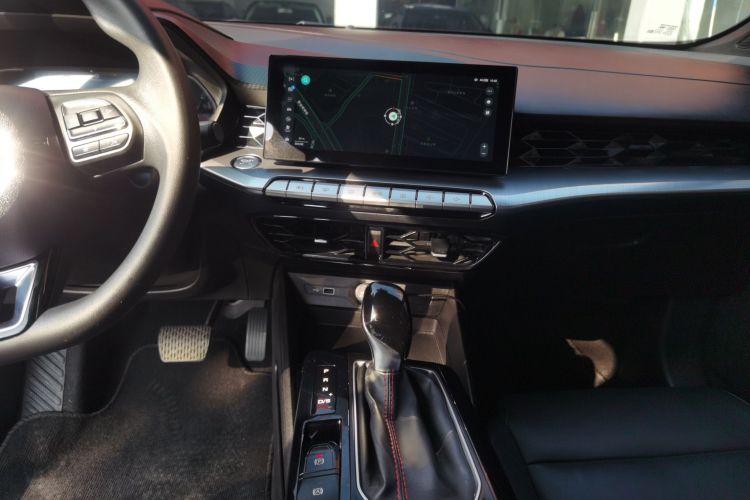 5 2021 #18 5 2021 immagine di auto #18