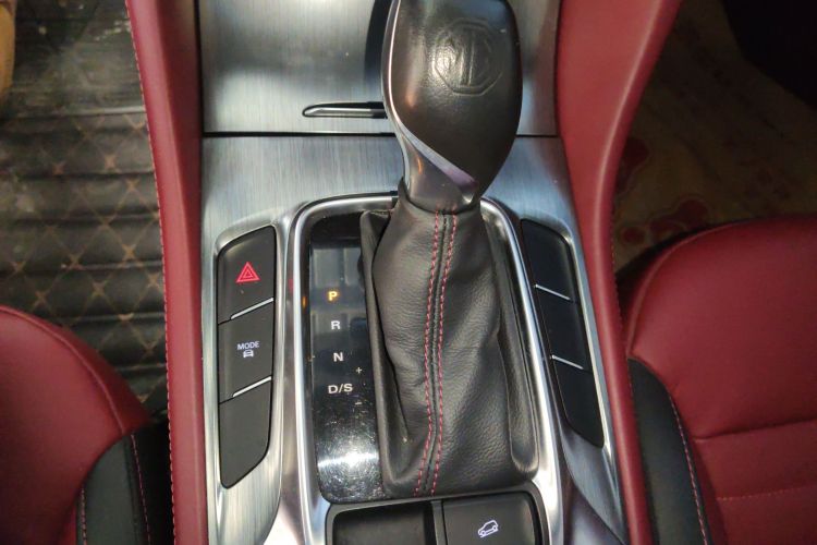 MG HS 2019 car image #18