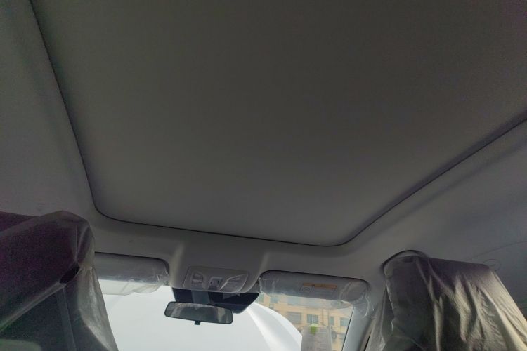 Changan UNI-K iDD 2025 #18 Changan UNI-K iDD 2025 car image #18