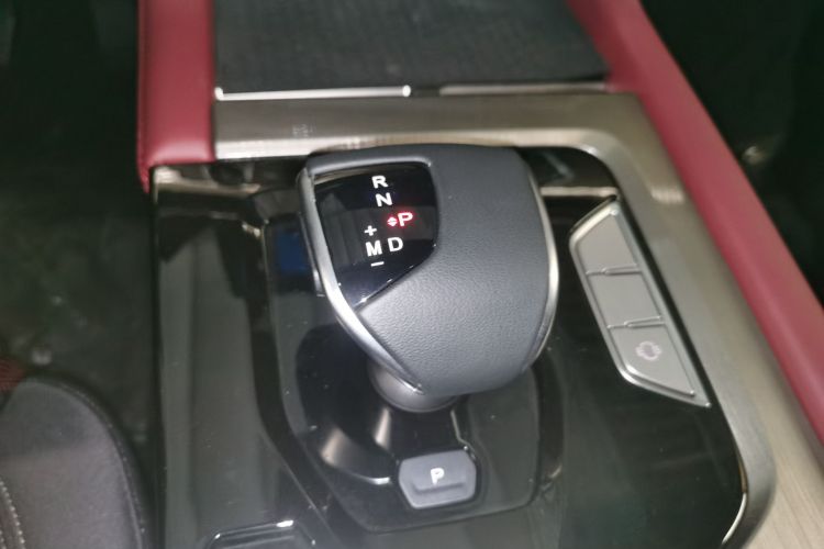 Jetour X70 2025 car image #18