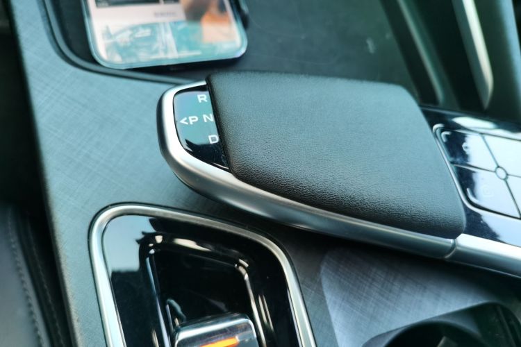 Changan UNI-T 2021 car image #18