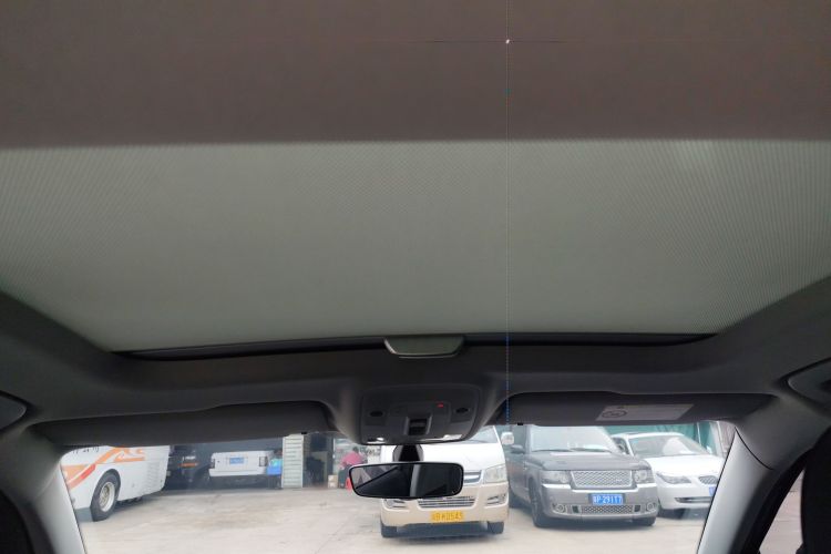 Q2L 2020 car image #18