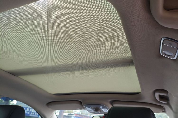 BYD Yuan New Energy 2018 #18 BYD Yuan New Energy 2018 car image #18