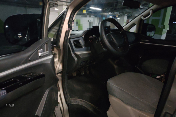 Forthing Lingzhi 2025 #18 Forthing Lingzhi 2025 car image #18