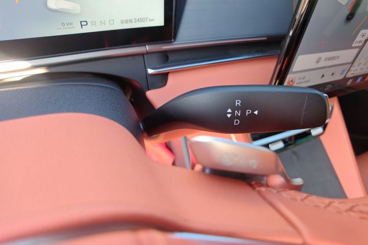 BYD Tang L 2025 car image #18