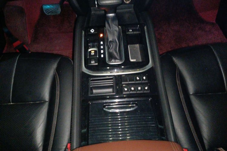 GAC Trumpchi GS8 2019 car image #18