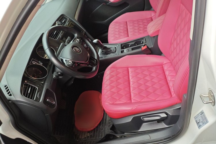 Volkswagen Golf 2019 immagine di auto #18