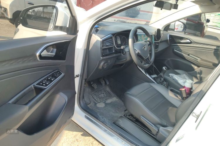 VS5 2021 car image #18