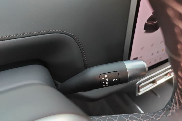 Li L7 2023 car image #18