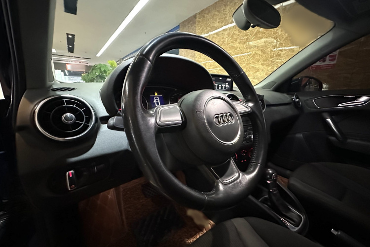 奥迪 奥迪A1 2017 汽车图片 #18