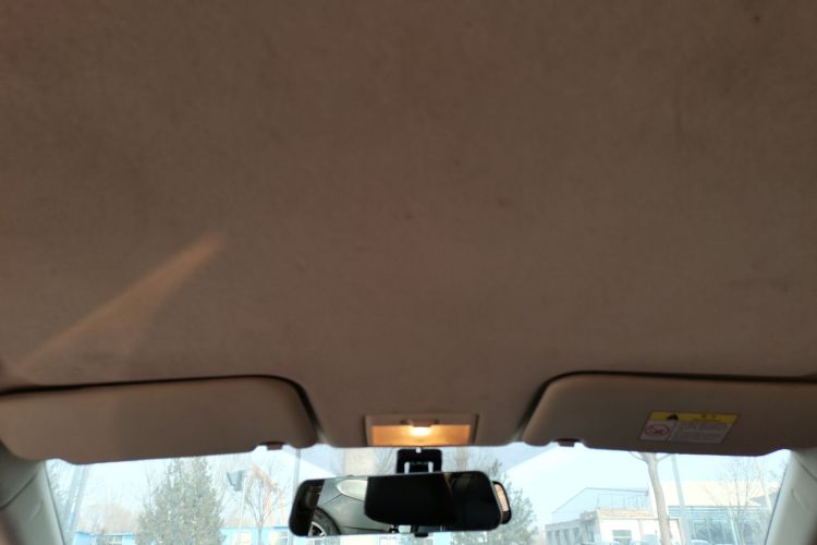 Changan Alsvin V7 2016 car image #18