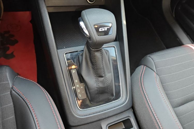 Skoda Kamiq 2021 car image #18