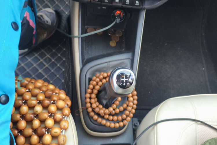 Hyundai Reina 2018 #18 Hyundai Reina 2018 car image #18