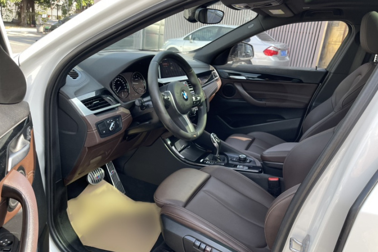 BMW X2 2020 immagine di auto #18