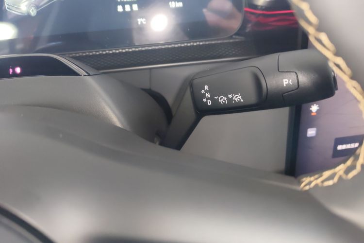 极氪 极氪7X 2025 汽车图片 #18