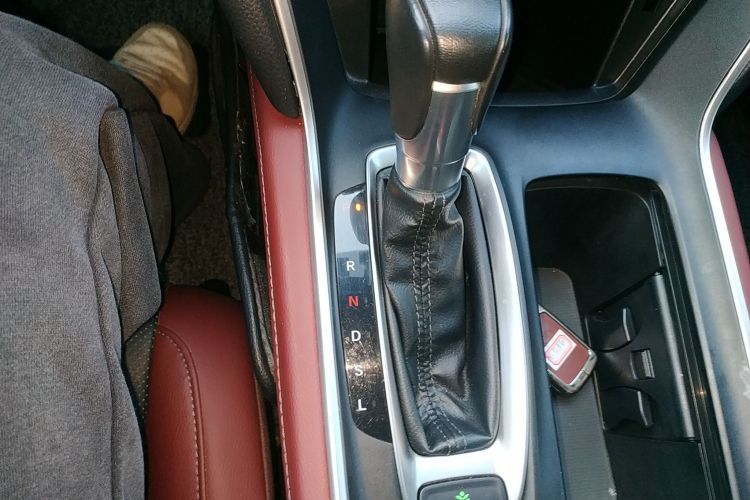 Honda Inspire 2022 car image #18